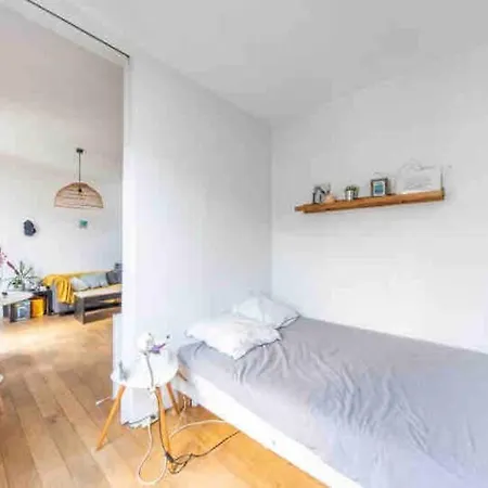 2-rooms Sunny In Hip Place Apartmán *